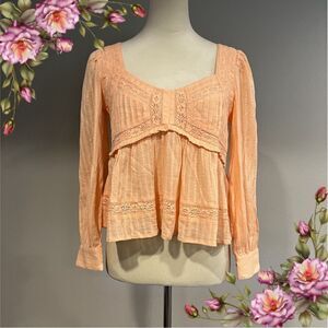 American Eagle salmon‎ color lace crop top size XXS